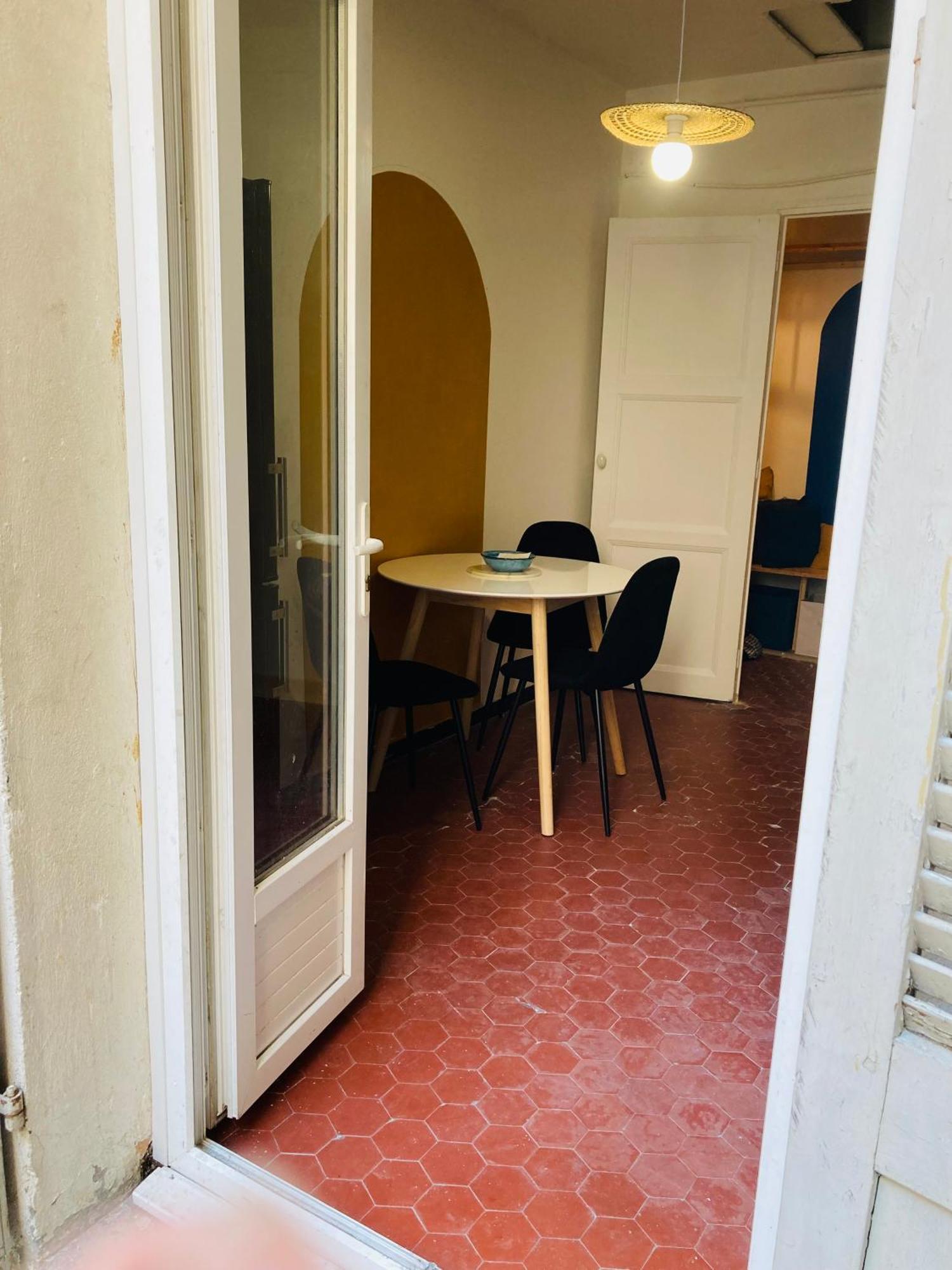 Pied A Terre Mediterraneen ! Marseille Luaran gambar