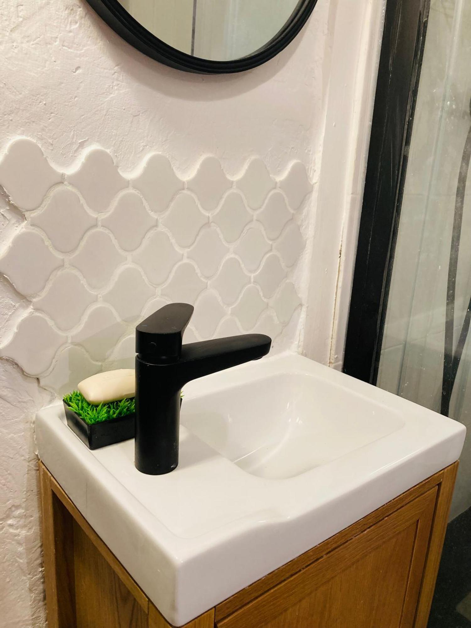 Pied A Terre Mediterraneen ! Marseille Luaran gambar
